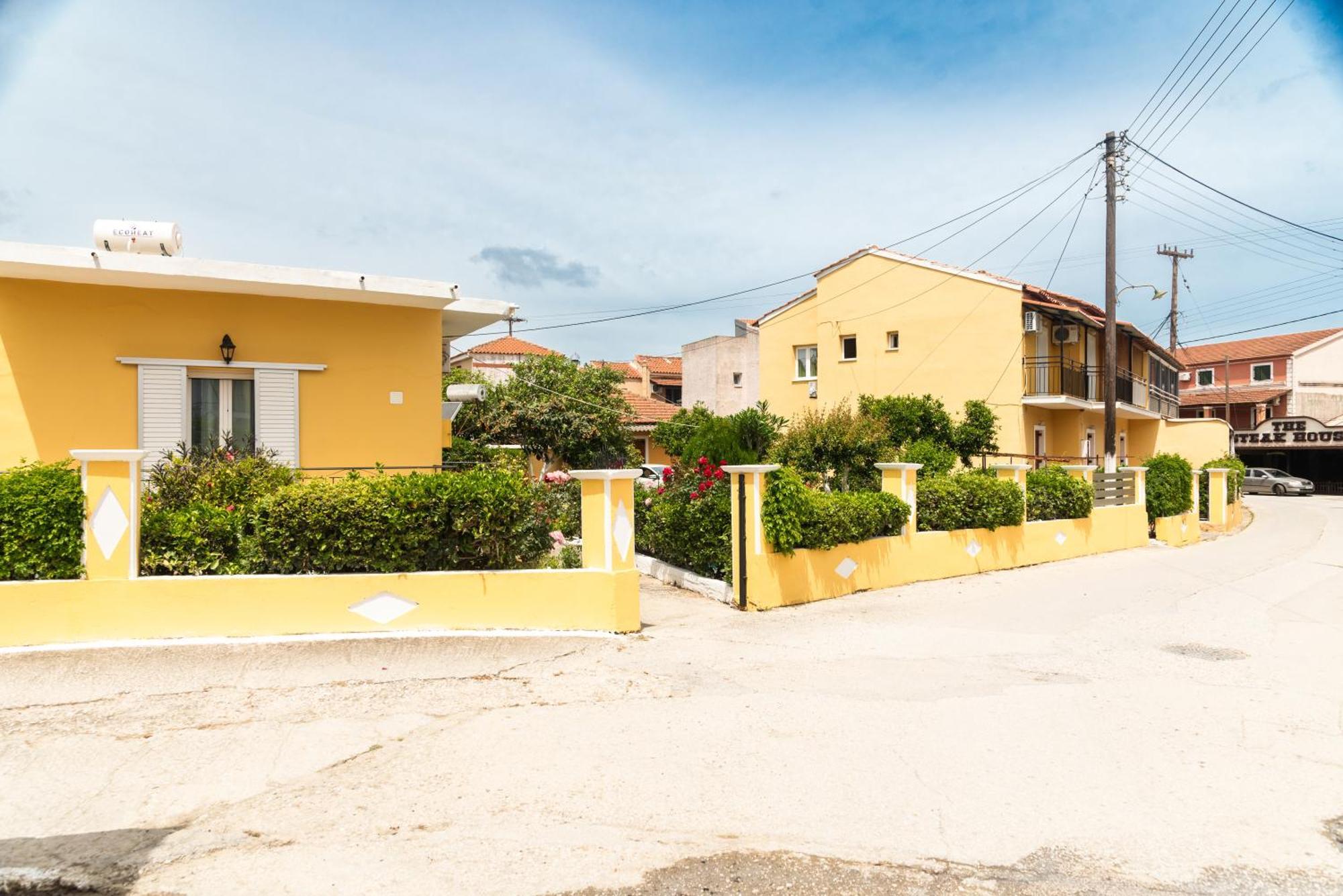 Kates Apartments Kavos Exterior photo