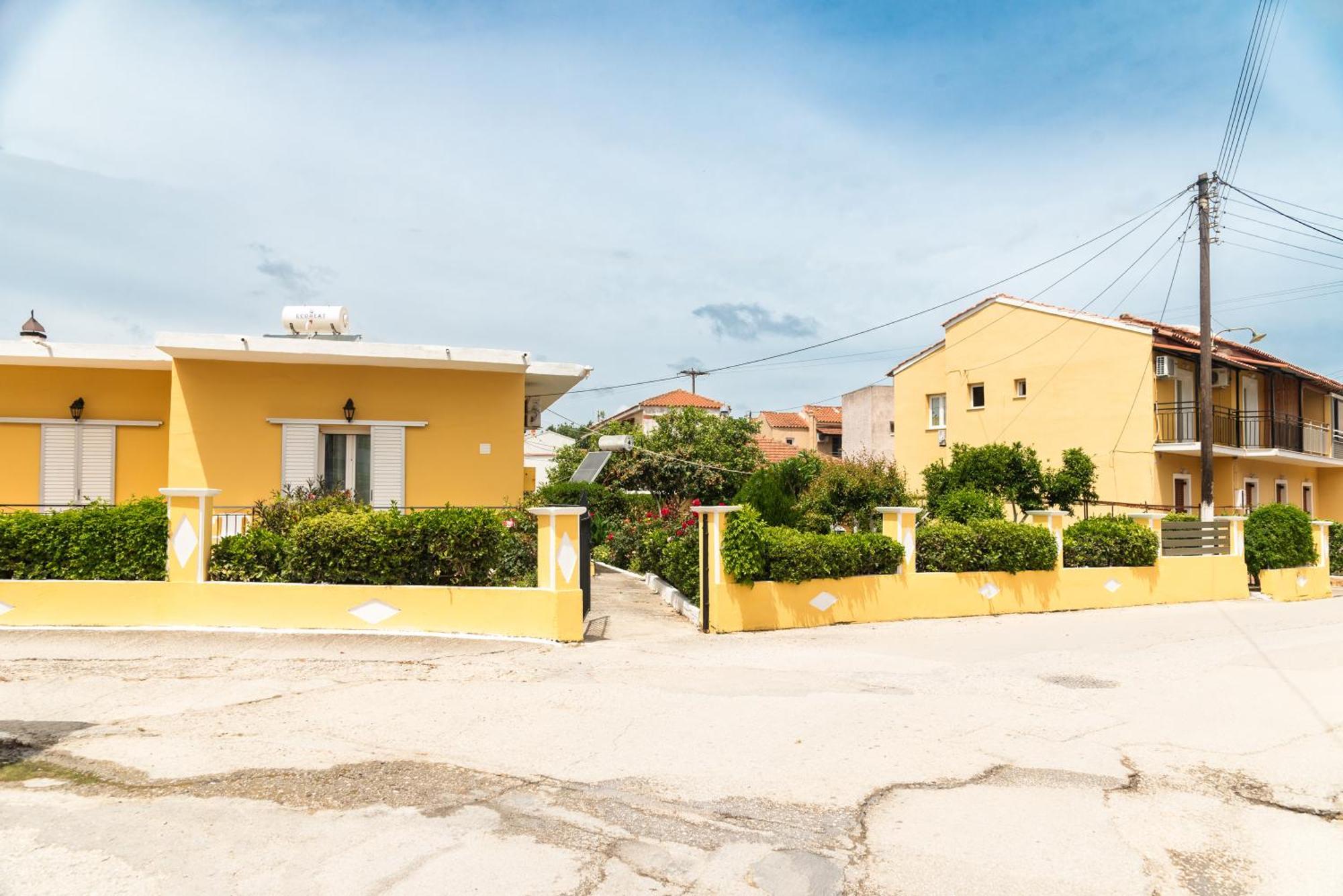 Kates Apartments Kavos Exterior photo