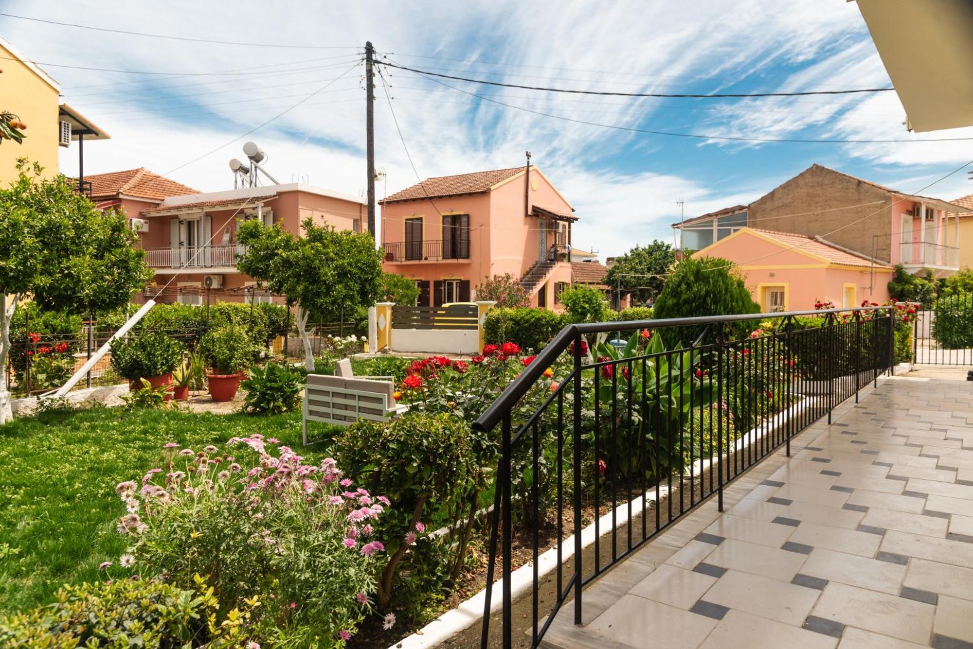 Kates Apartments Kavos Exterior photo